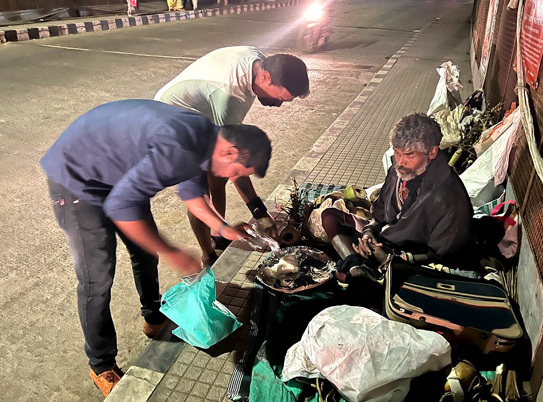 Food and Blanket Distribution for Homeless enfc india 06